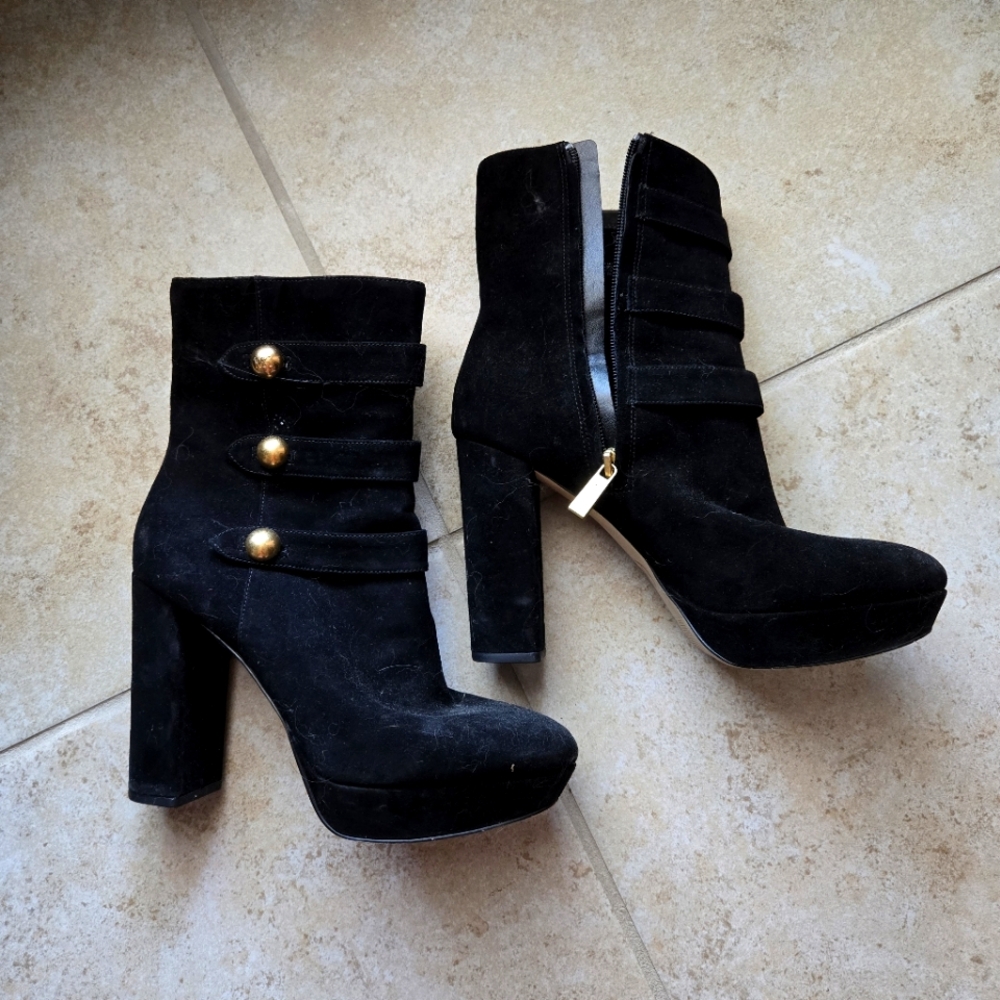 Black and Gold Velvet Michael Kors heels